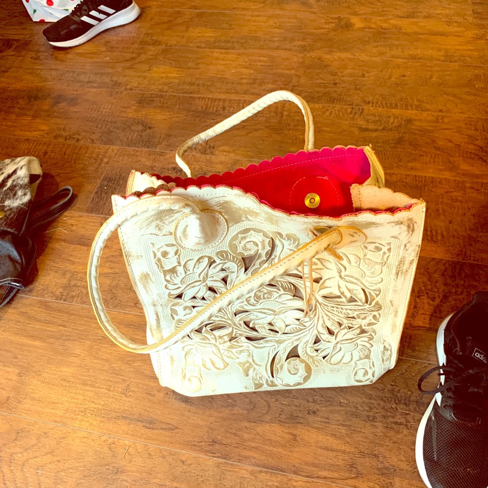 Patricia Nash tote